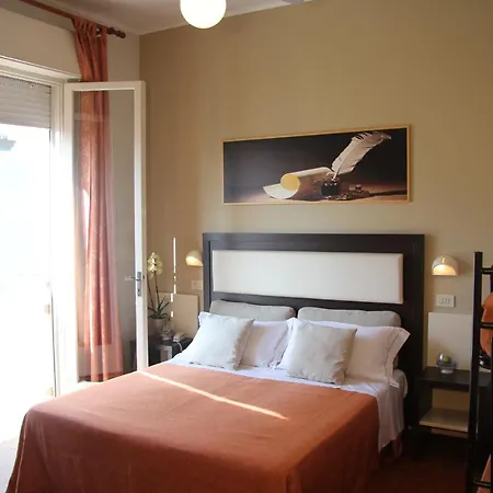 Miomar Hotel 3*